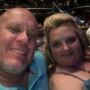 Meet your Posher, Michele